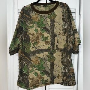 Vintage 1980s Spartan Realtree Camo Pocket Tshirt